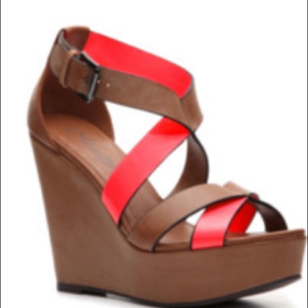 Matty’s Chigwell Wedge Sandal